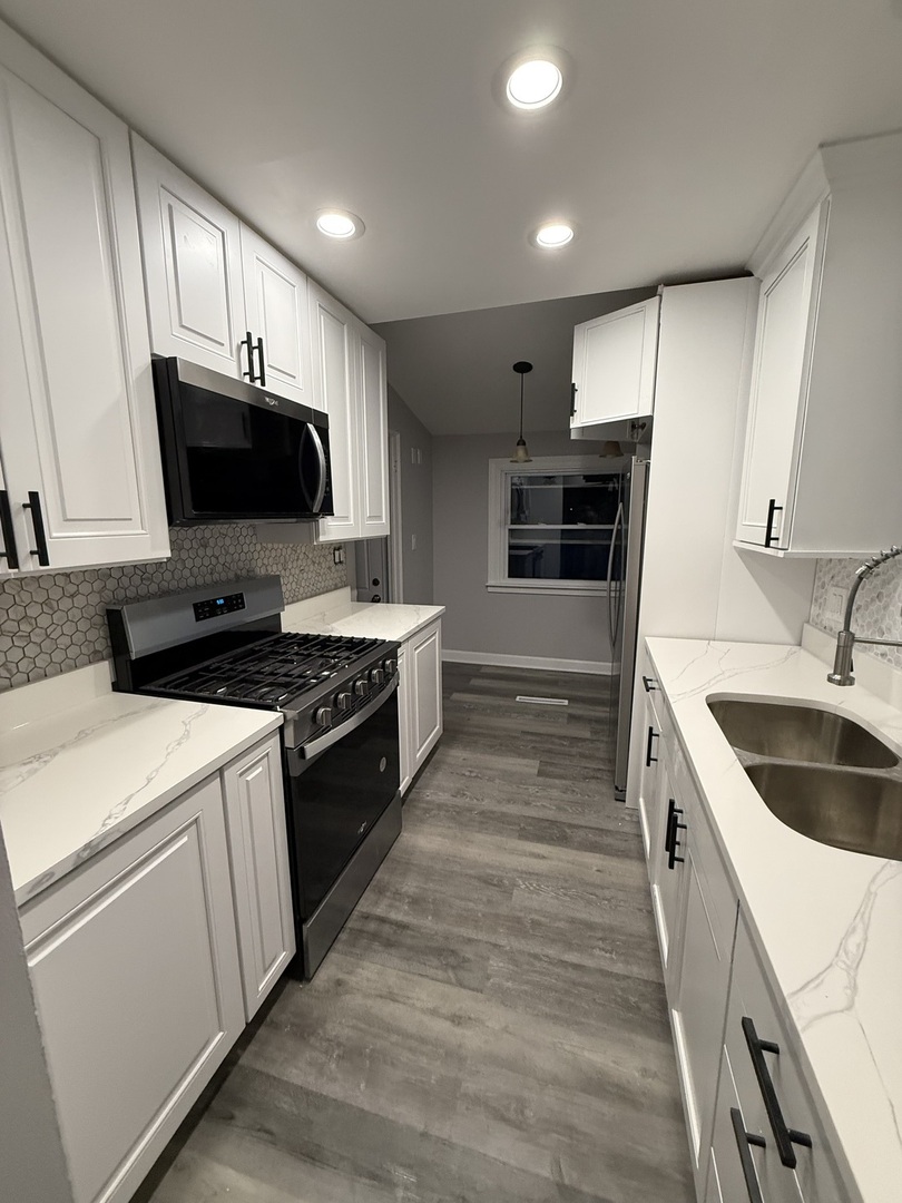 758 N Kenilworth Avenue, Glen Ellyn, IL 60137