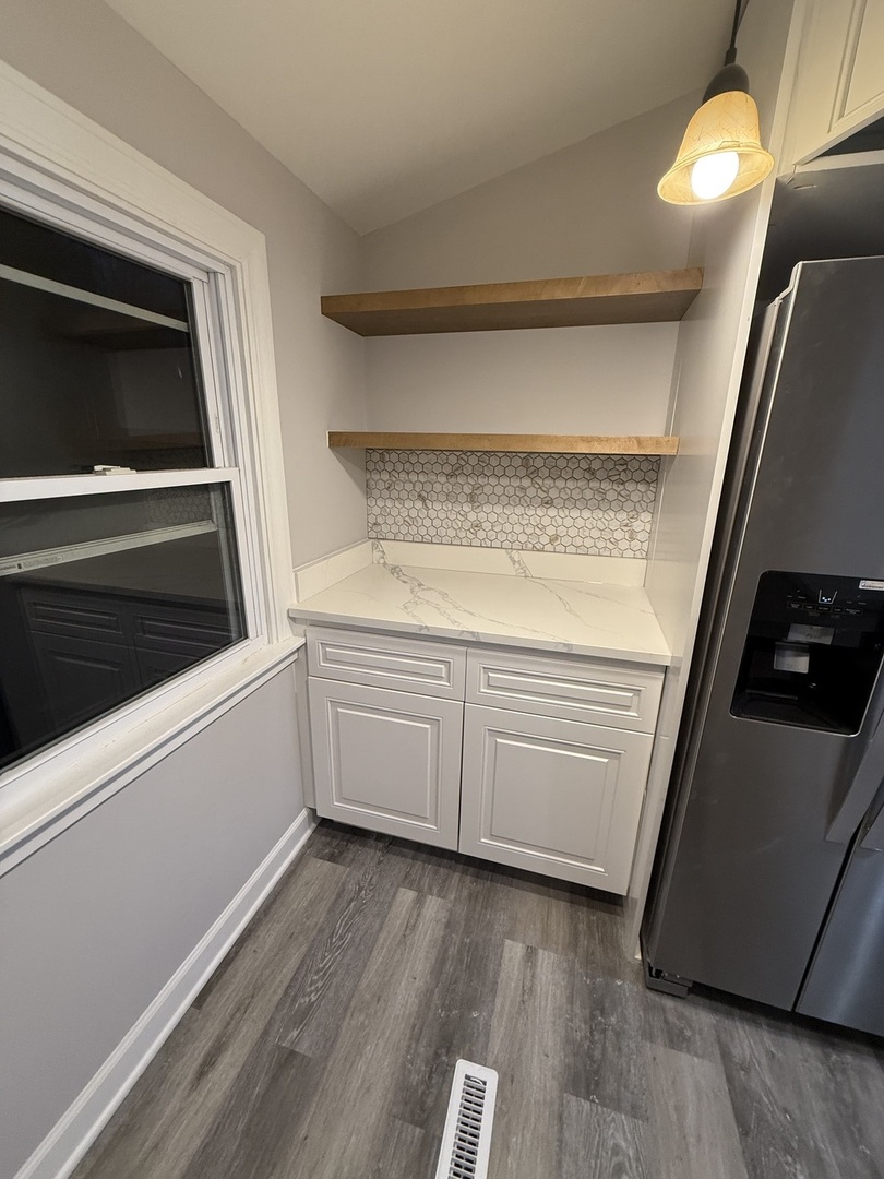 758 N Kenilworth Avenue, Glen Ellyn, IL 60137