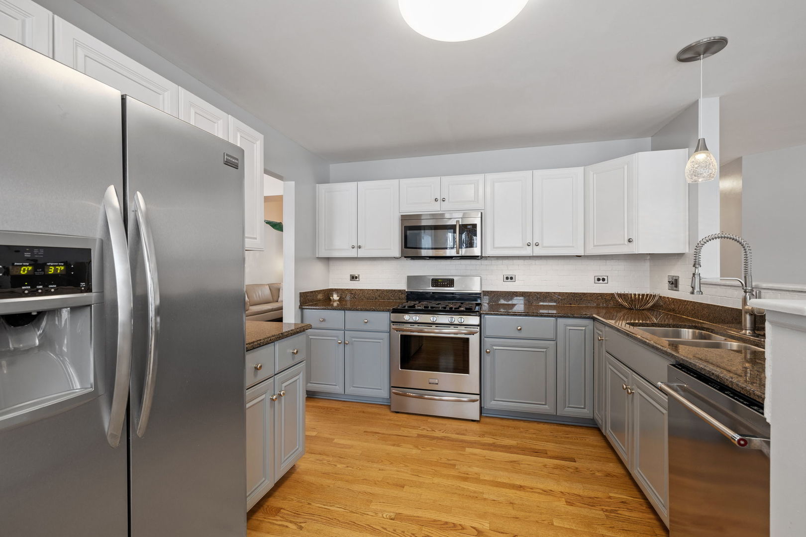 3311 Fairmont Avenue, Naperville, IL 60564