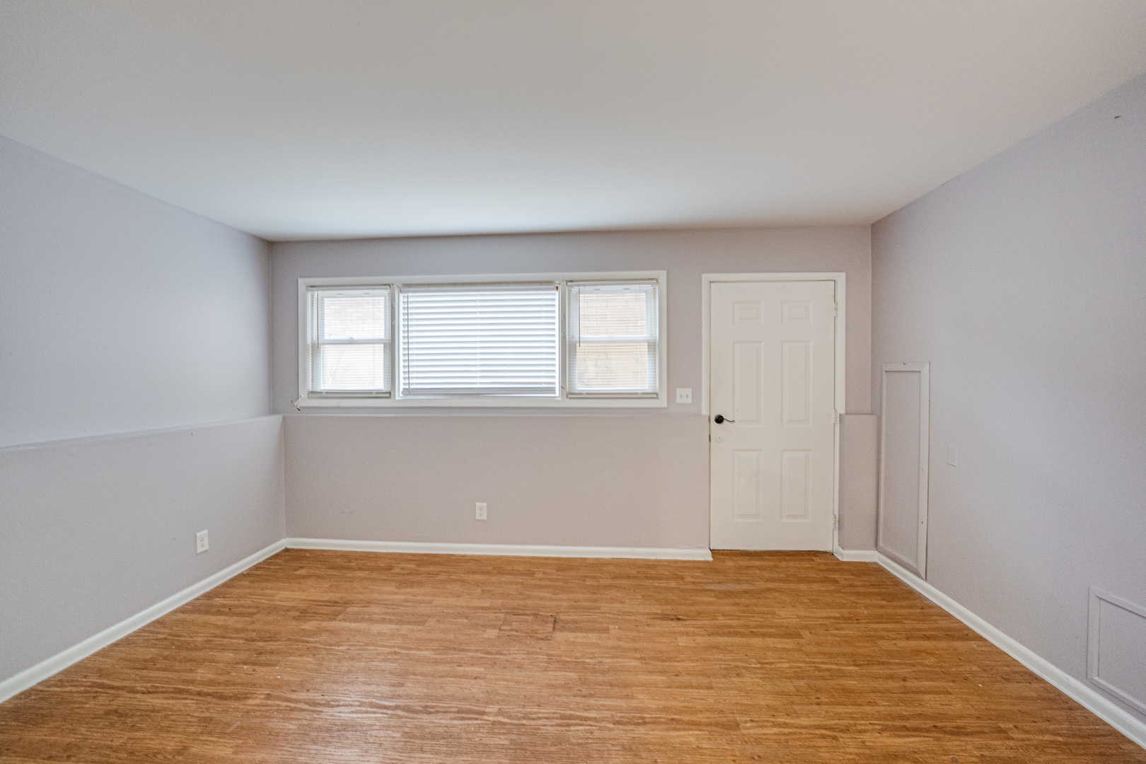 839 Bishop Avenue #1, Aurora, IL 60506