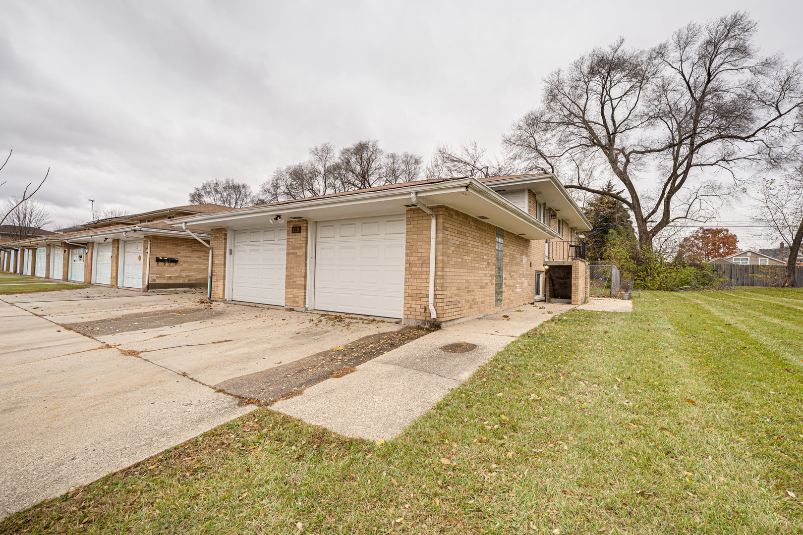 839 Bishop Avenue #1, Aurora, IL 60506