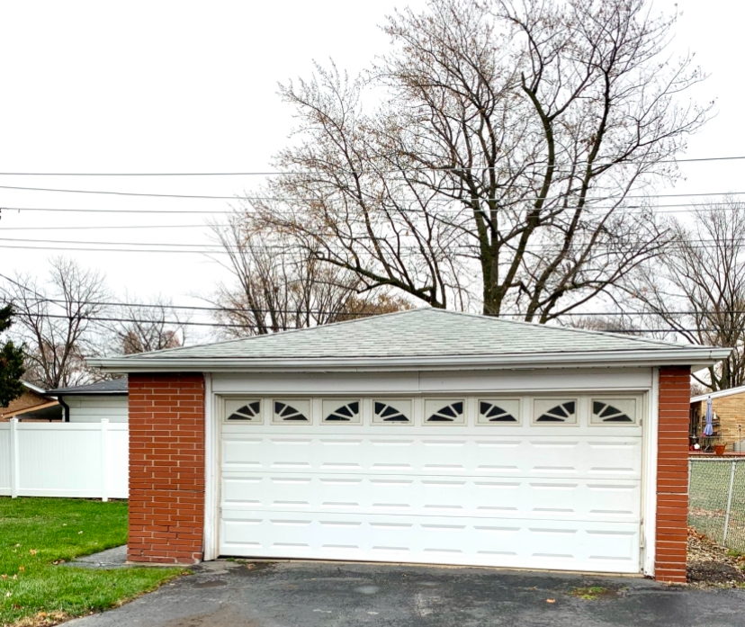 10617 S Kenton Avenue, Oak Lawn, IL 60453