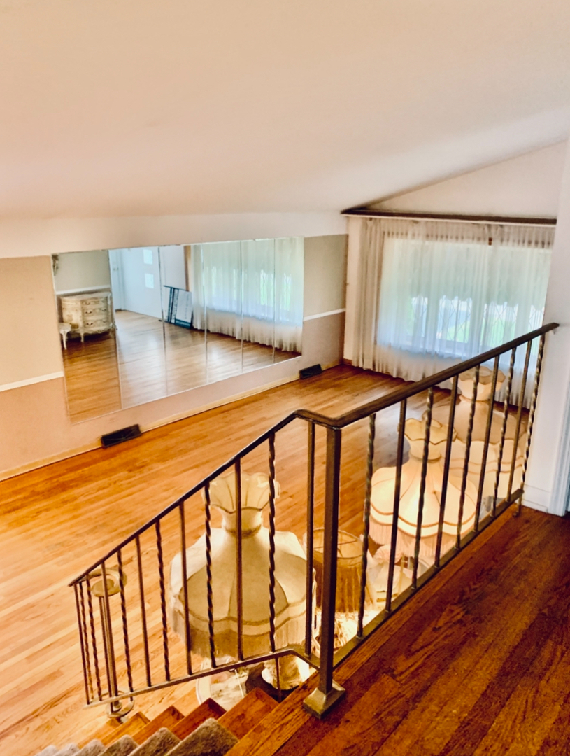 10617 S Kenton Avenue, Oak Lawn, IL 60453