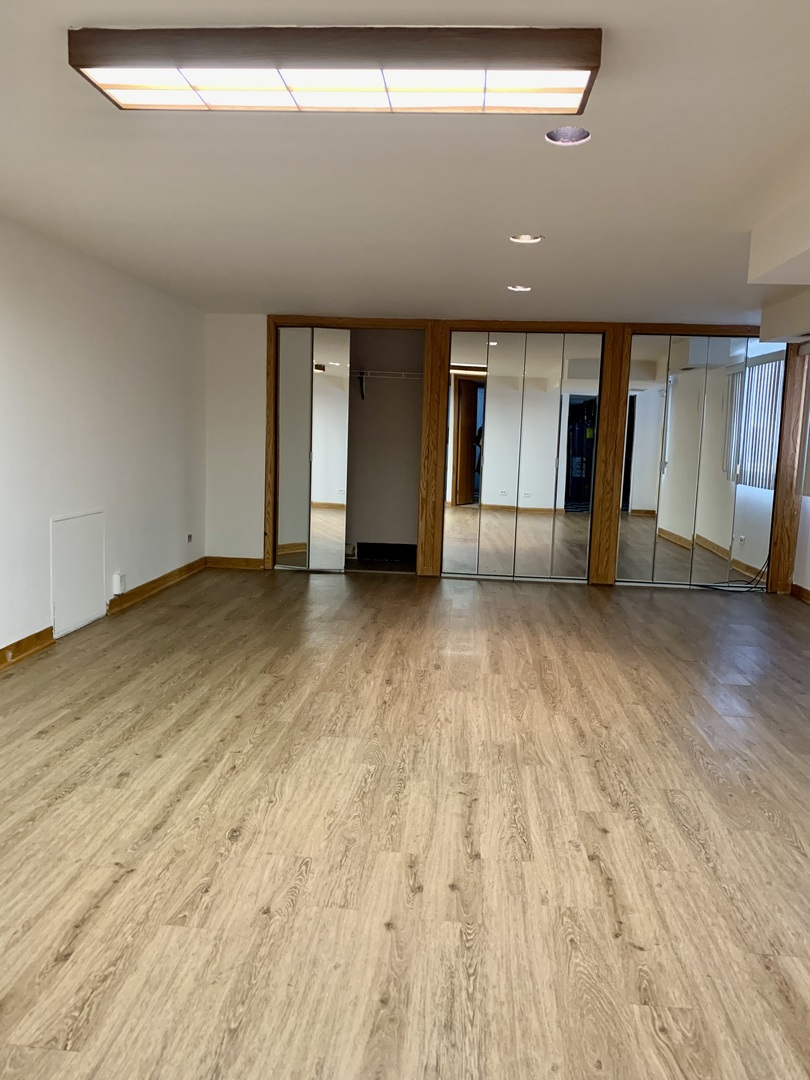 10617 S Kenton Avenue, Oak Lawn, IL 60453