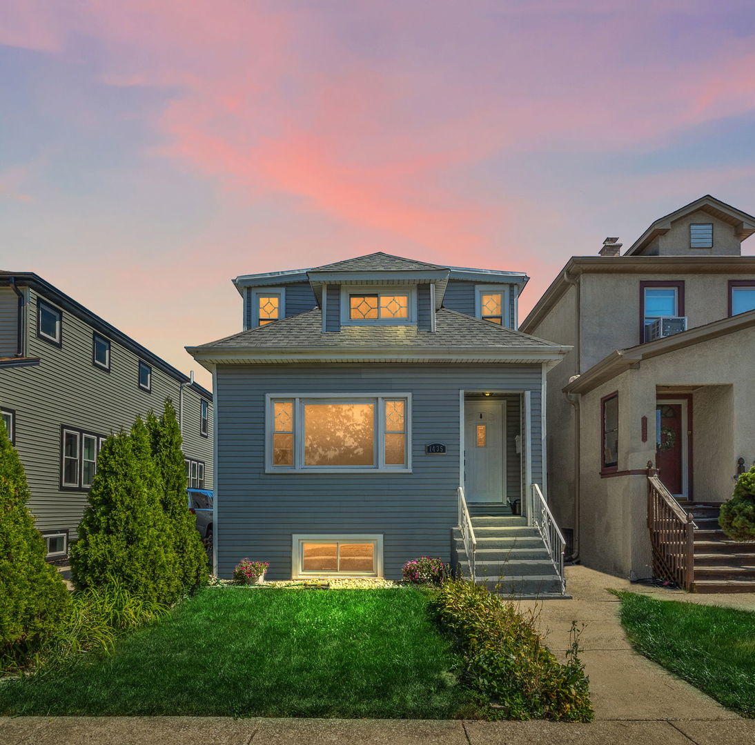 1435 Gunderson Avenue, Berwyn, IL 60402