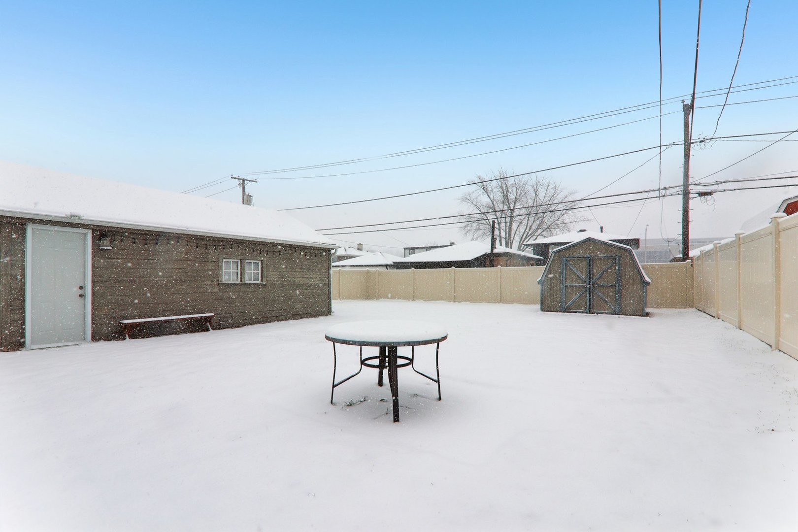 8033 Austin Avenue, Burbank, IL 60459