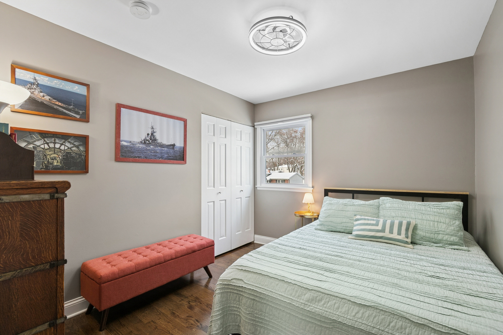 Libertyville, IL 60048