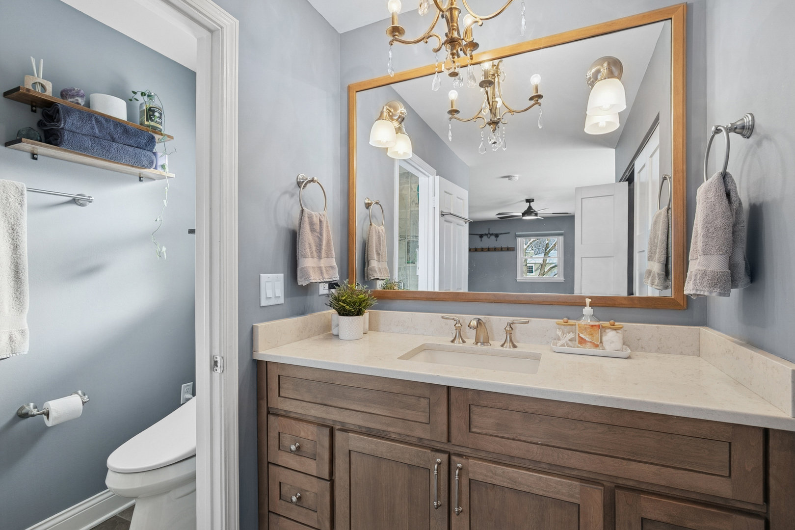 Libertyville, IL 60048