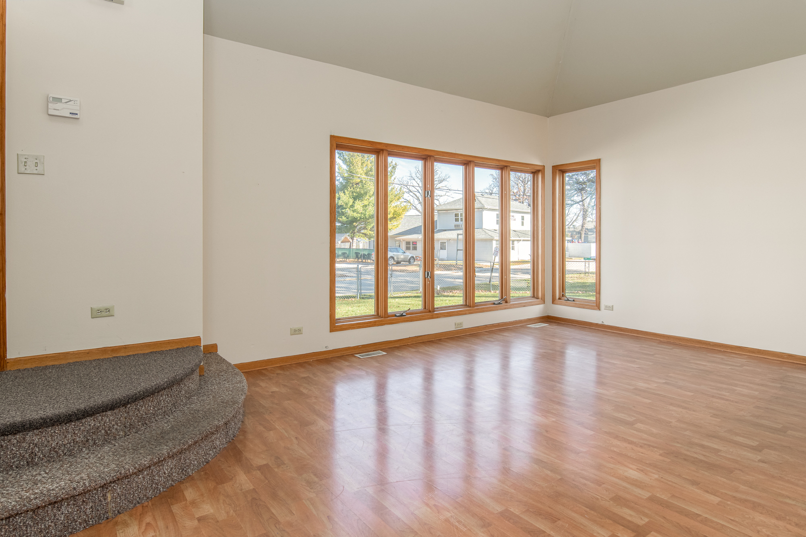 97 Mark Lane, Fox Lake, IL 60020