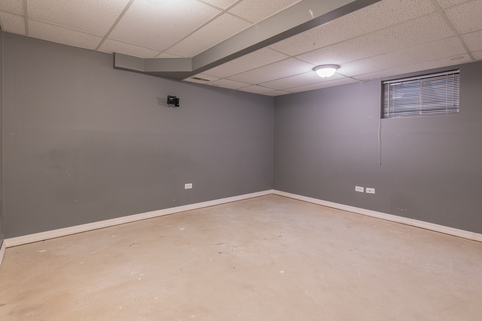 97 Mark Lane, Fox Lake, IL 60020