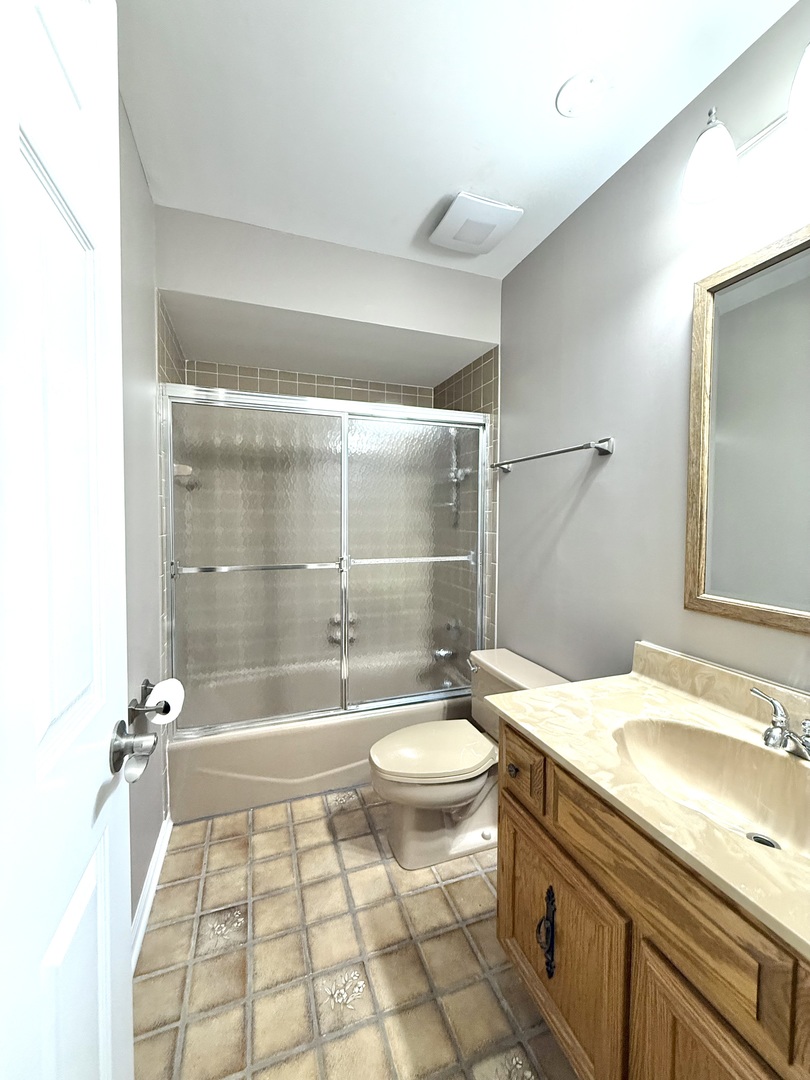 1209 W Bauer Road, Naperville, IL 60563