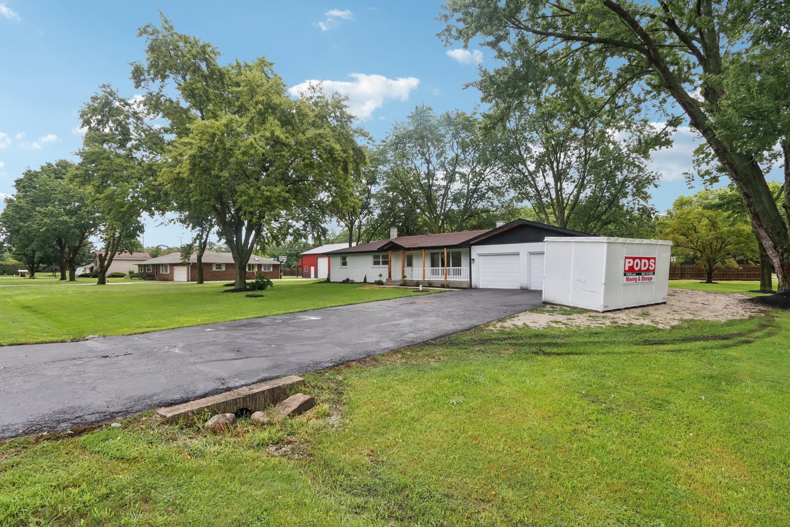 23 Oak Lawn Avenue, Yorkville, IL 60560