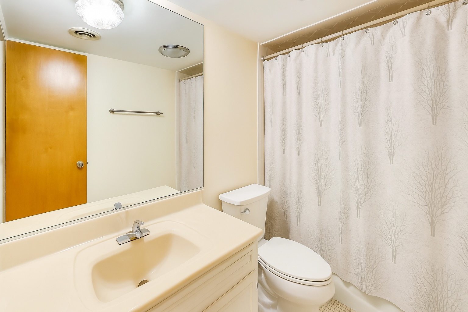 1025 S Fernandez Avenue #3B, Arlington Heights, IL 60005