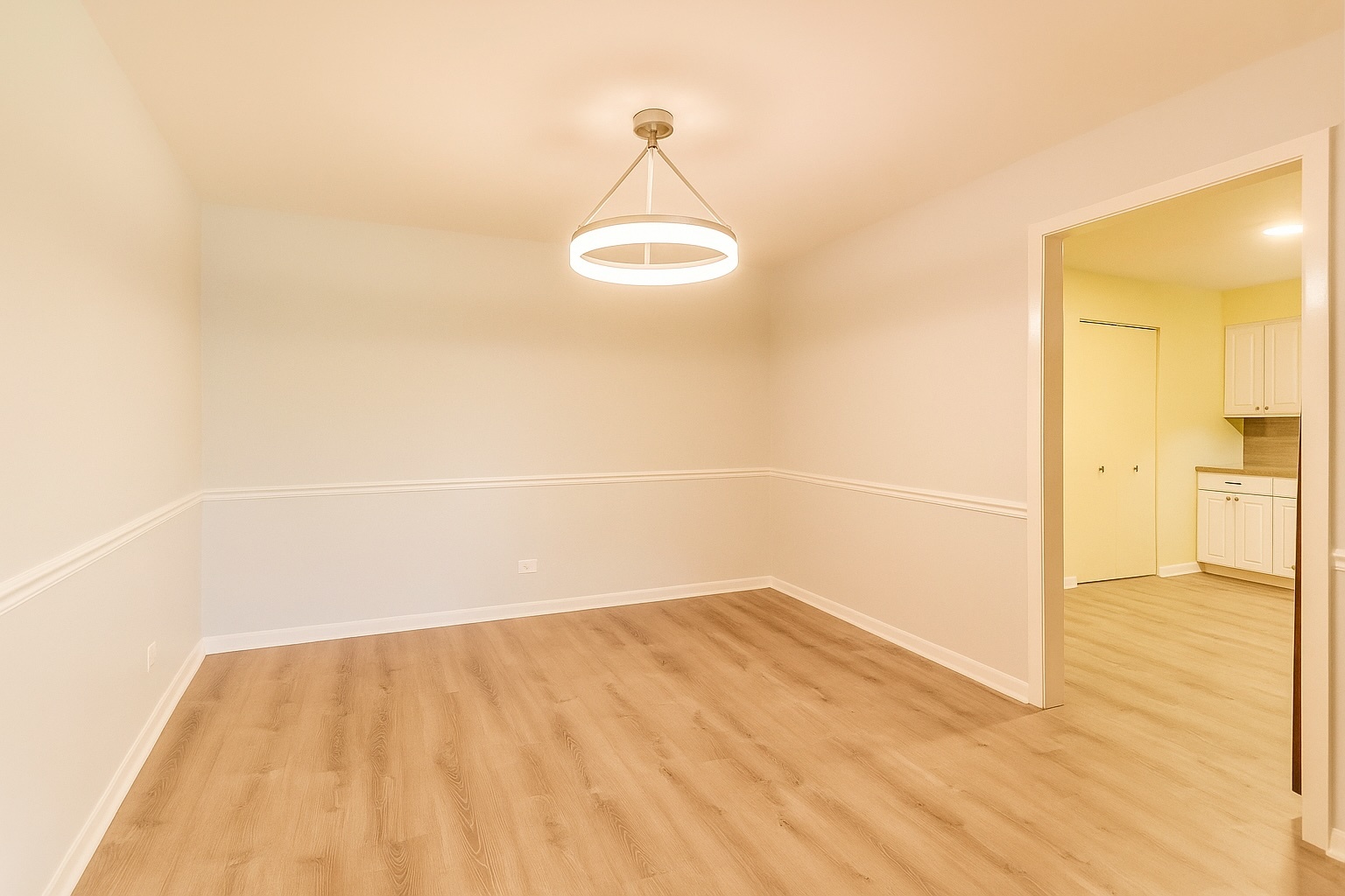 1025 S Fernandez Avenue #3B, Arlington Heights, IL 60005