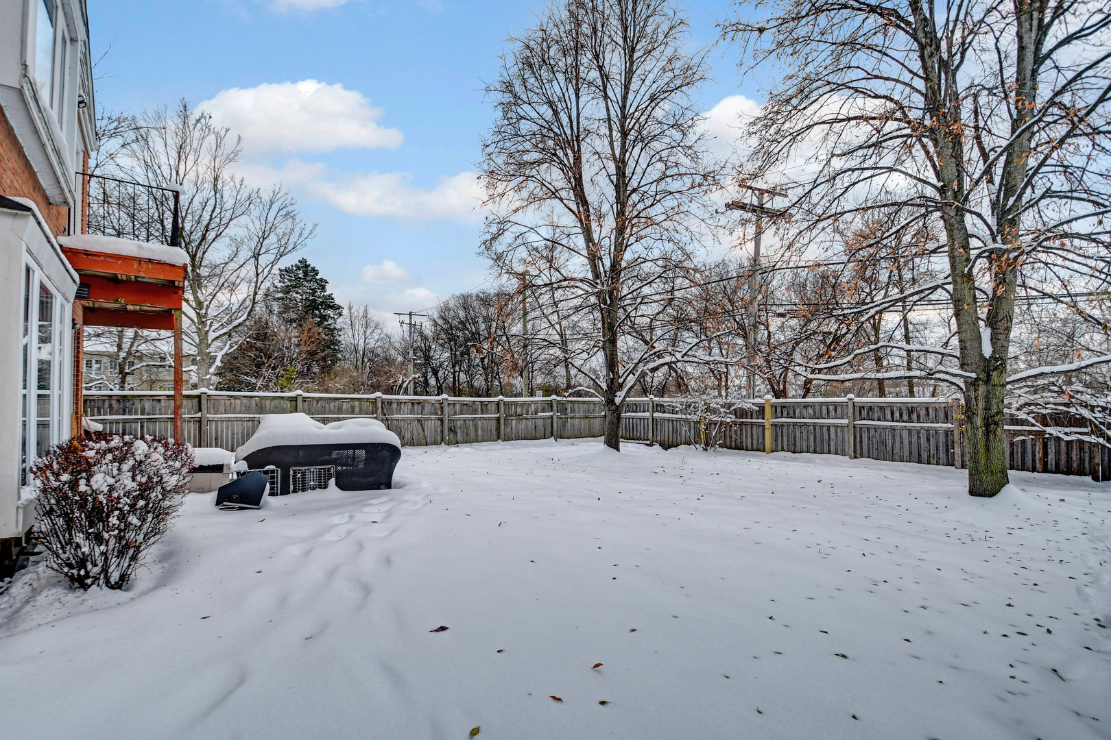 491 OLD SURREY Lane #A, Hinsdale, IL 60521