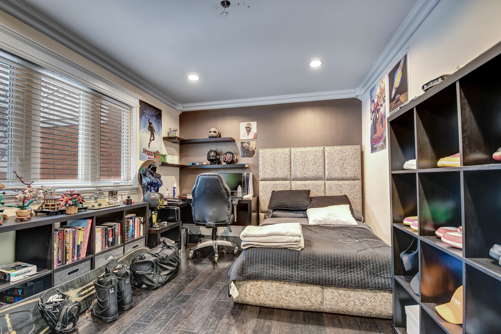 491 OLD SURREY Lane #B, Hinsdale, IL 60521