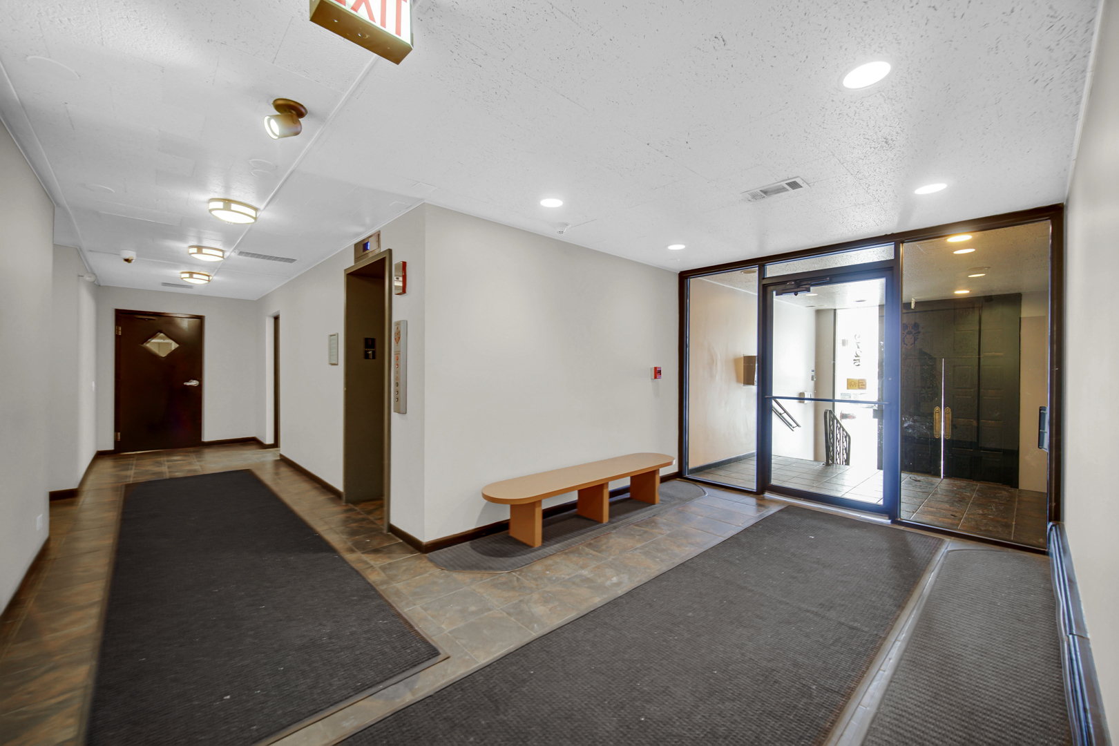 9725 S Karlov Avenue #402, Oak Lawn, IL 60453