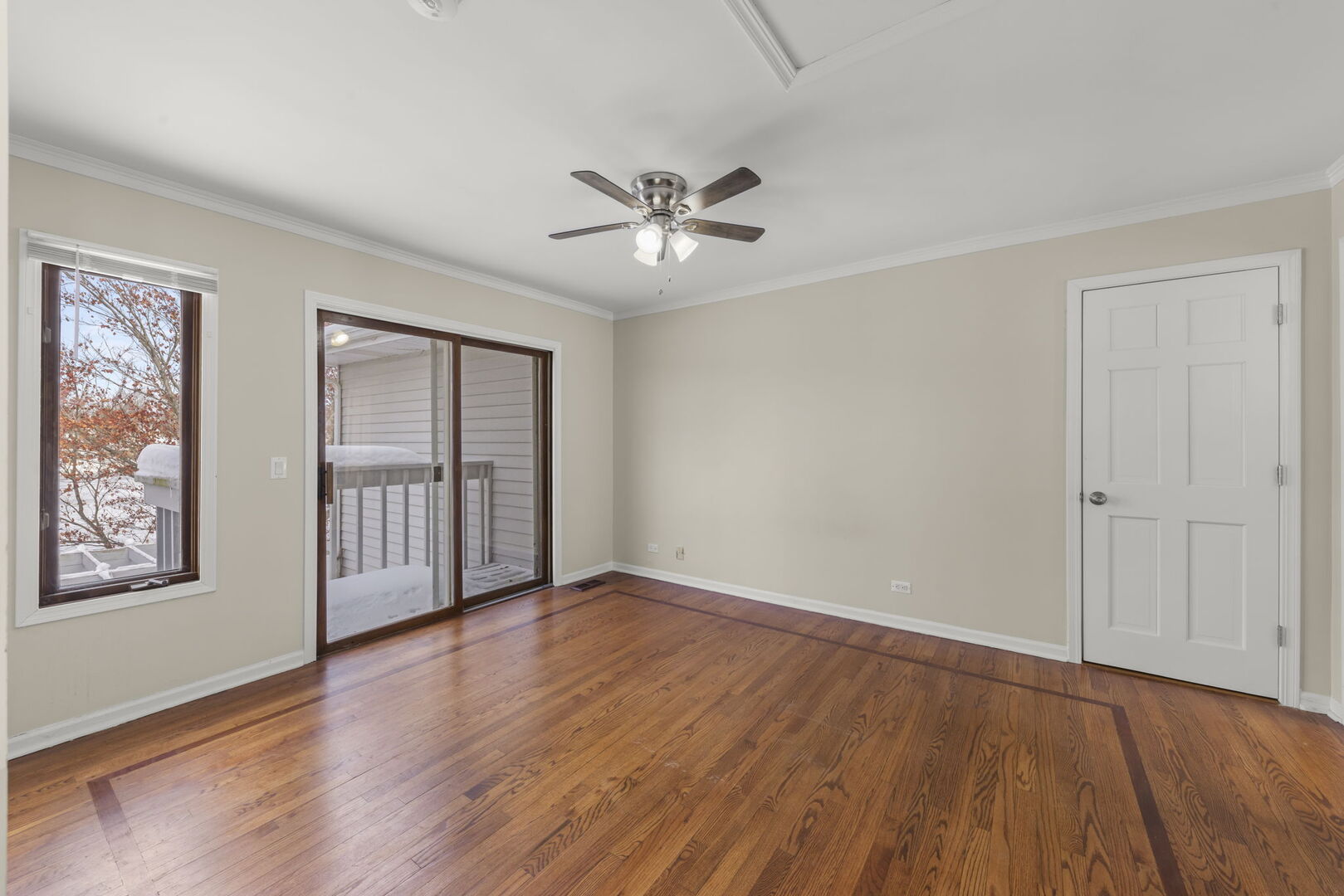 338 Hiawatha Drive, Lake In The Hills, IL 60156