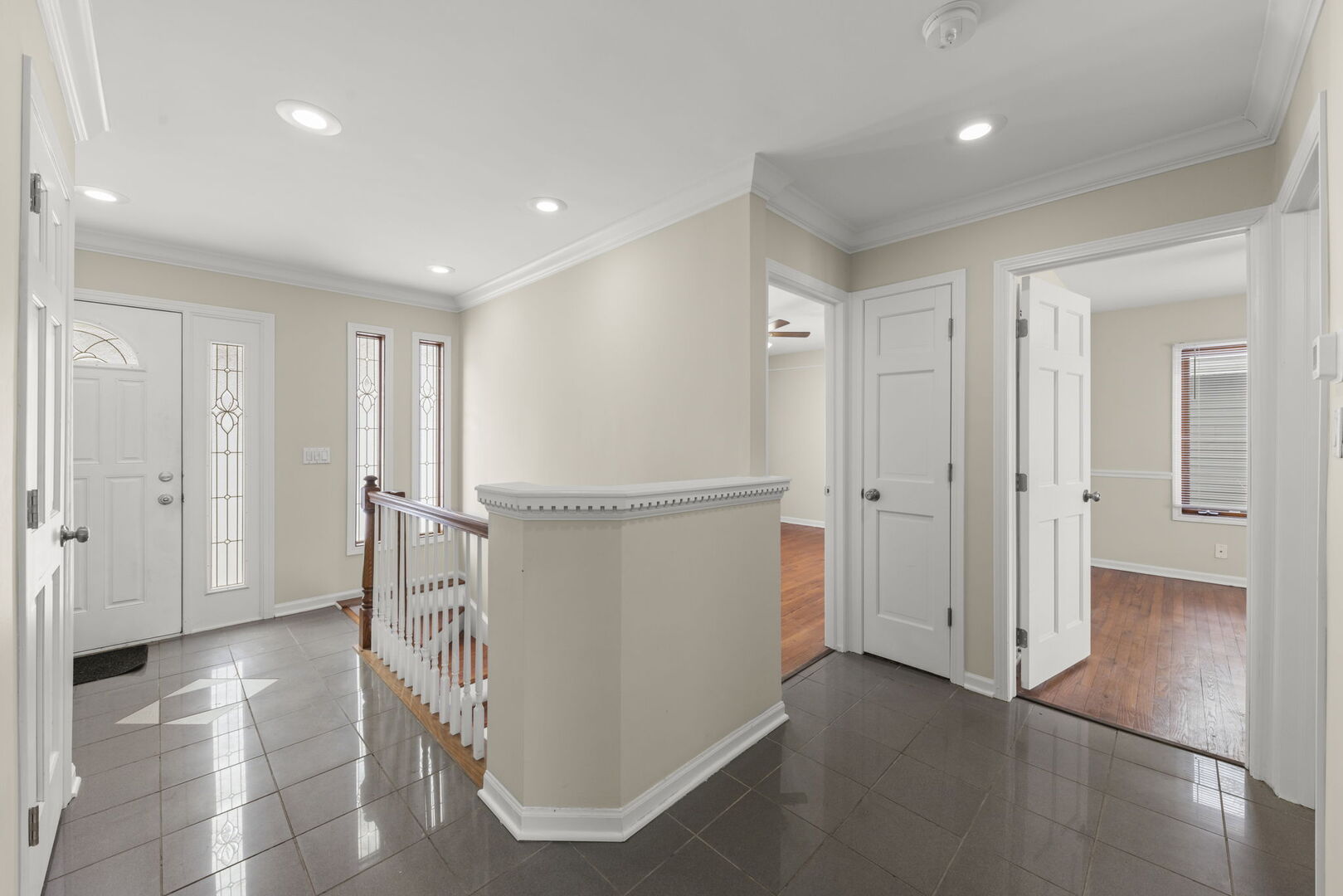 338 Hiawatha Drive, Lake In The Hills, IL 60156