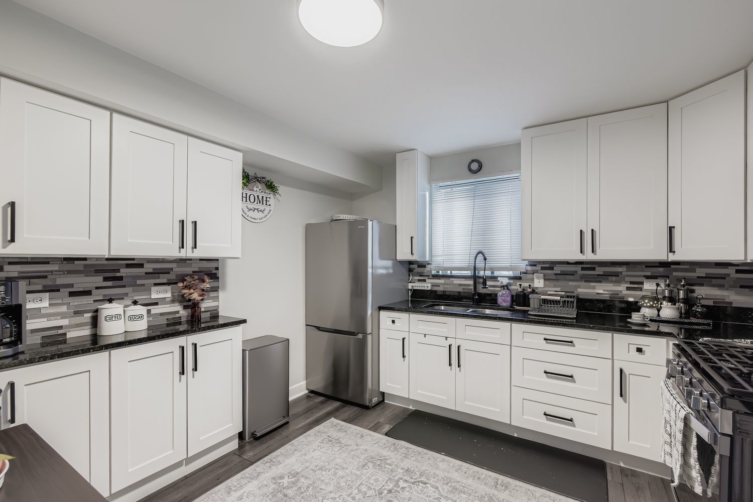 6050 Lake Bluff Drive #101, Tinley Park, IL 60477