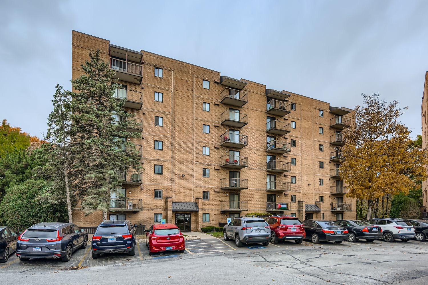 6050 Lake Bluff Drive #101, Tinley Park, IL 60477