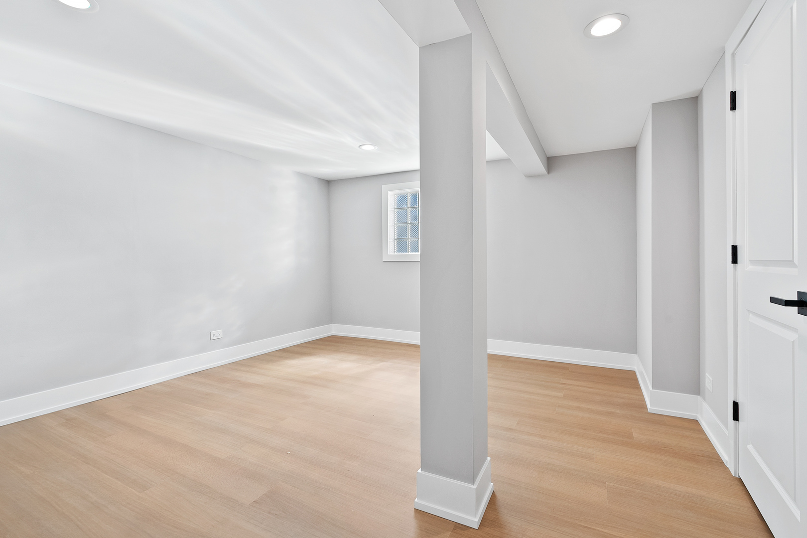 9427 S Charles Street, Chicago, IL 60643