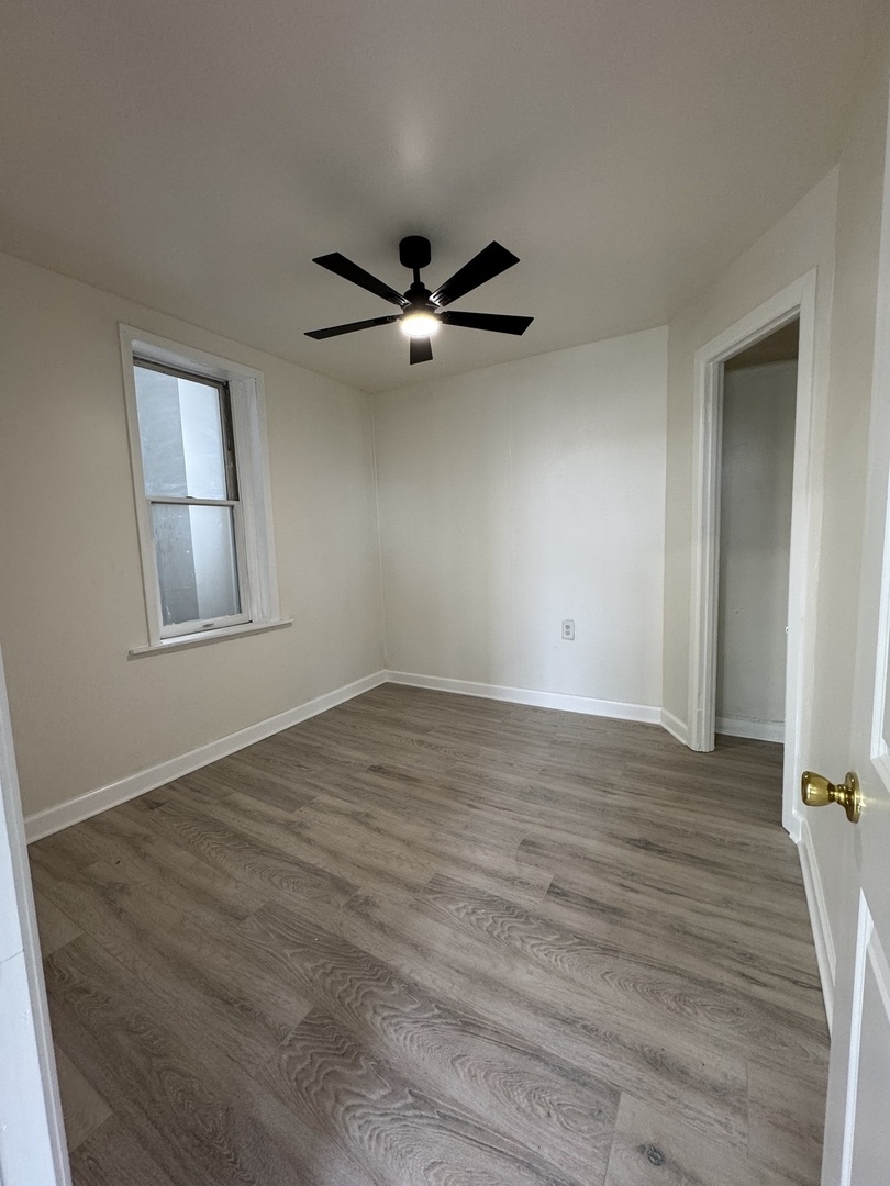 2206 S Oakley Avenue #2B, Chicago, IL 60608