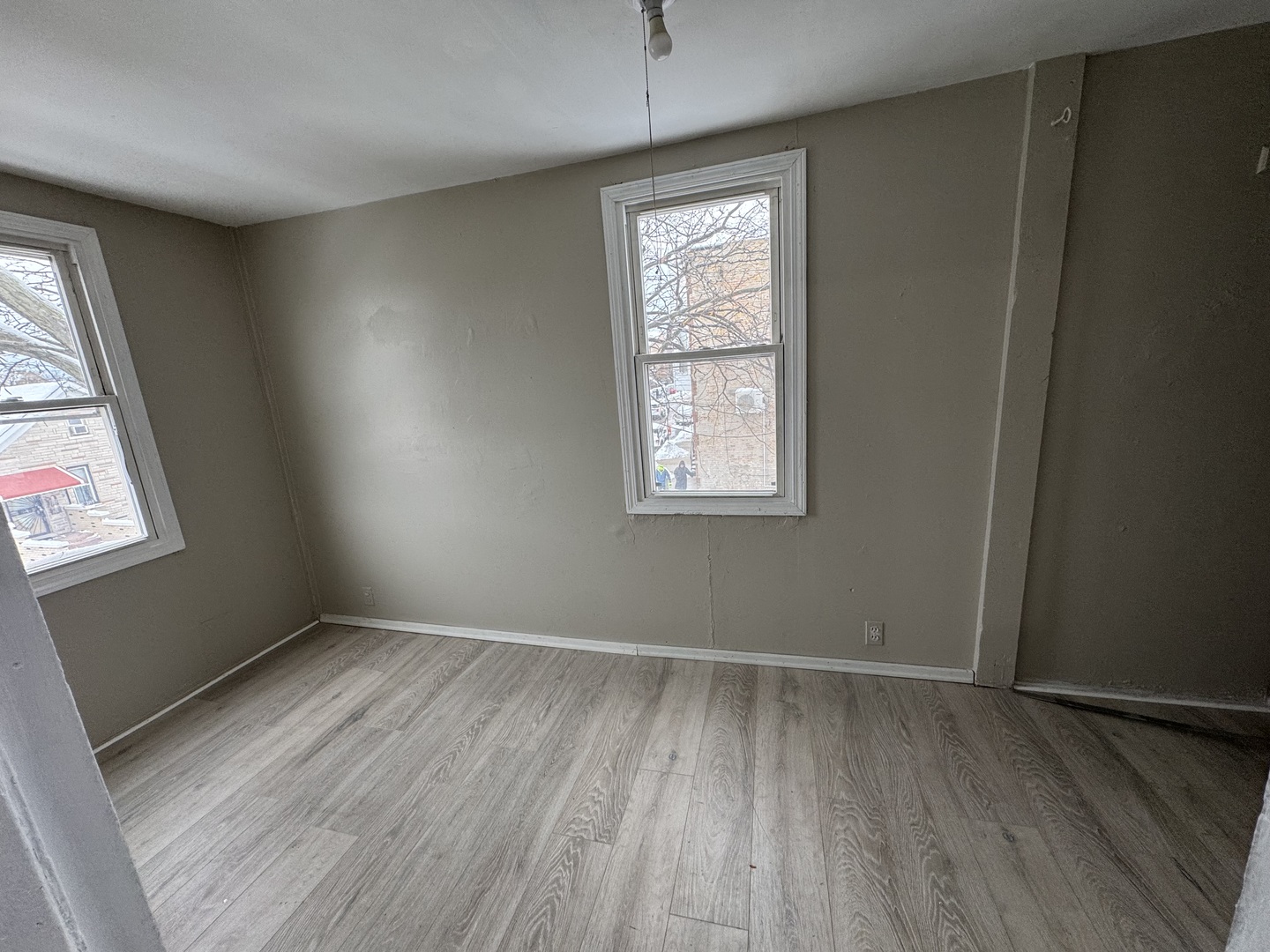 2206 S Oakley Avenue #2B, Chicago, IL 60608