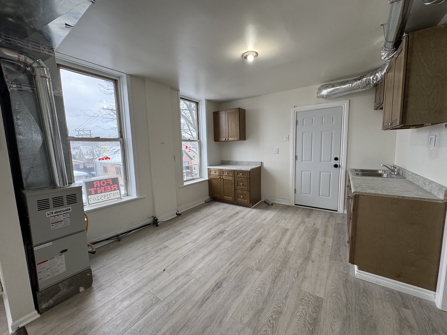 2206 S Oakley Avenue #2B, Chicago, IL 60608