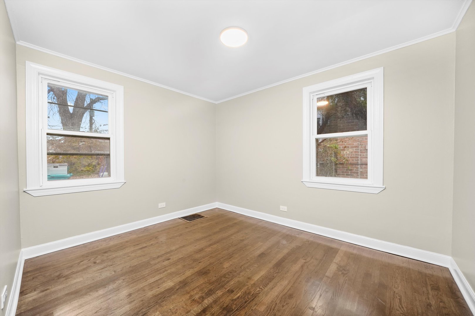 410 ENGLEWOOD Avenue, Hillside, IL 60162