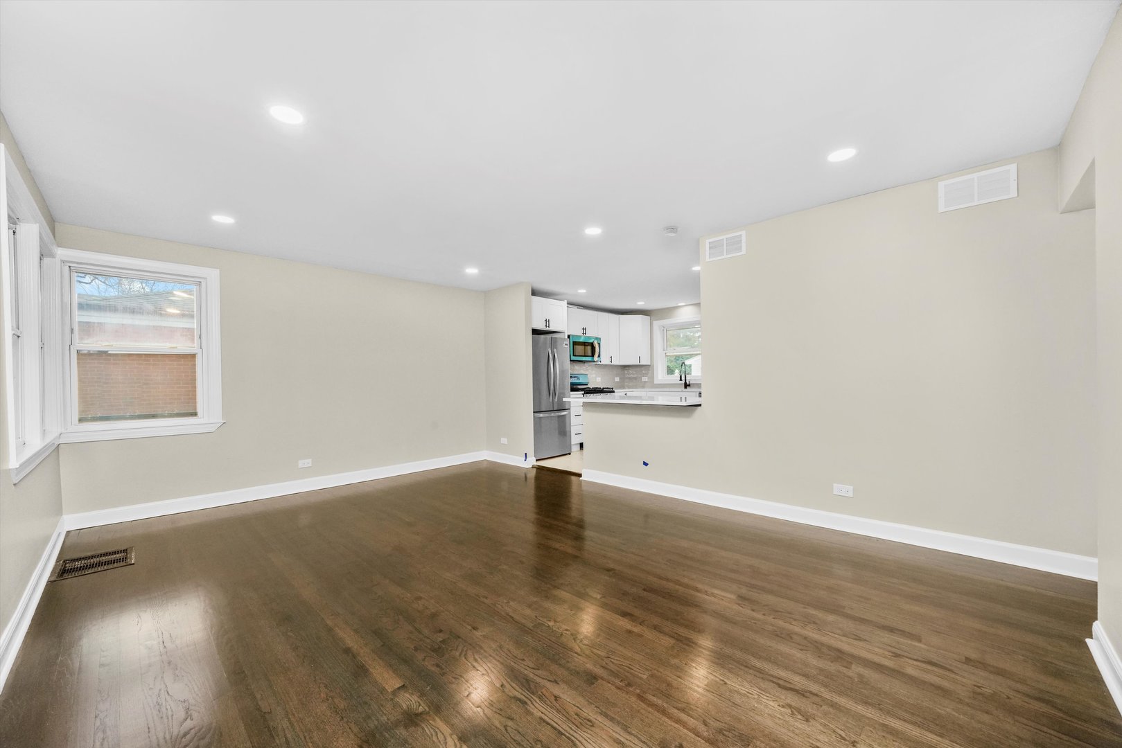 410 ENGLEWOOD Avenue, Hillside, IL 60162