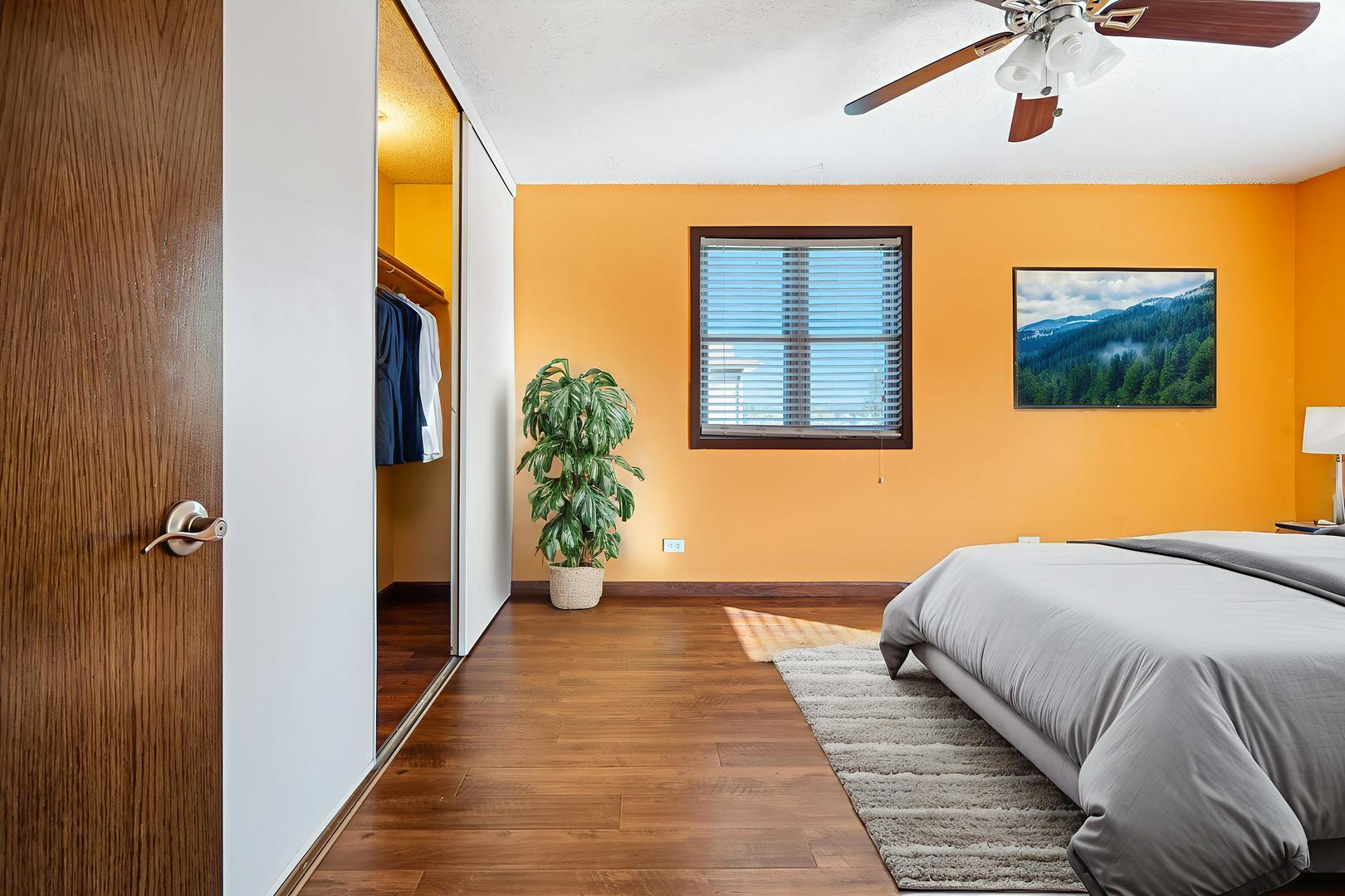 1521 Pioneer Road #7, Crest Hill, IL 60403