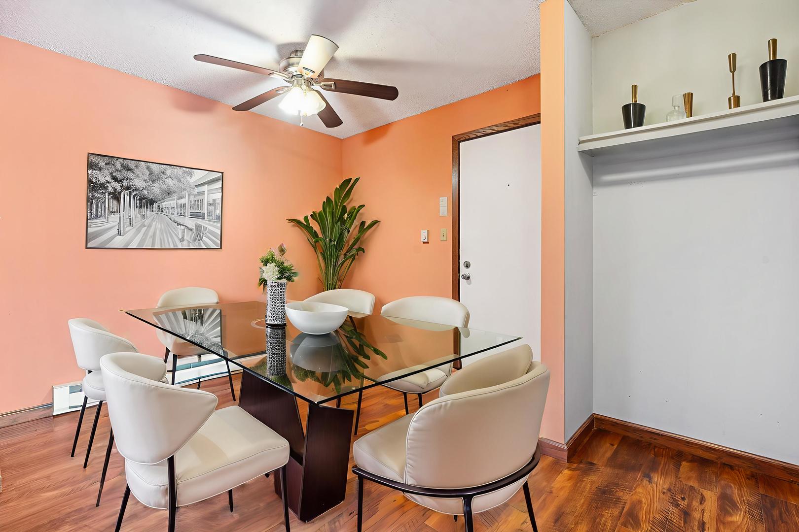 1521 Pioneer Road #7, Crest Hill, IL 60403