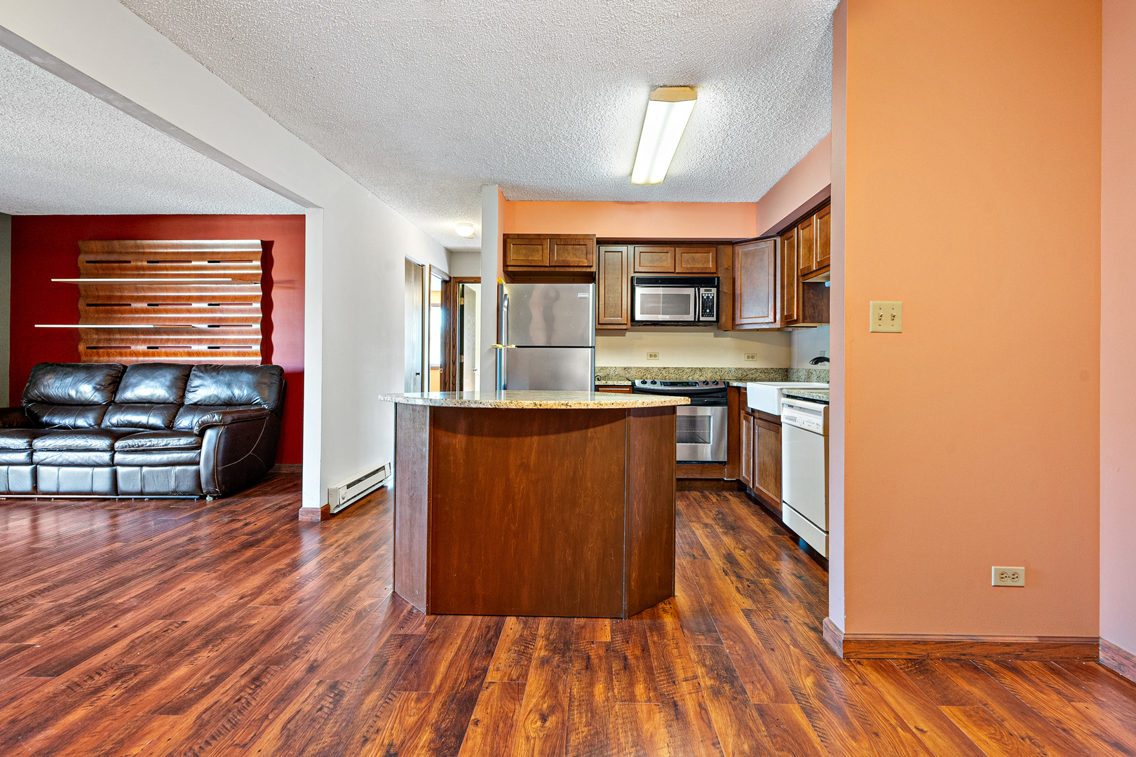 1521 Pioneer Road #7, Crest Hill, IL 60403