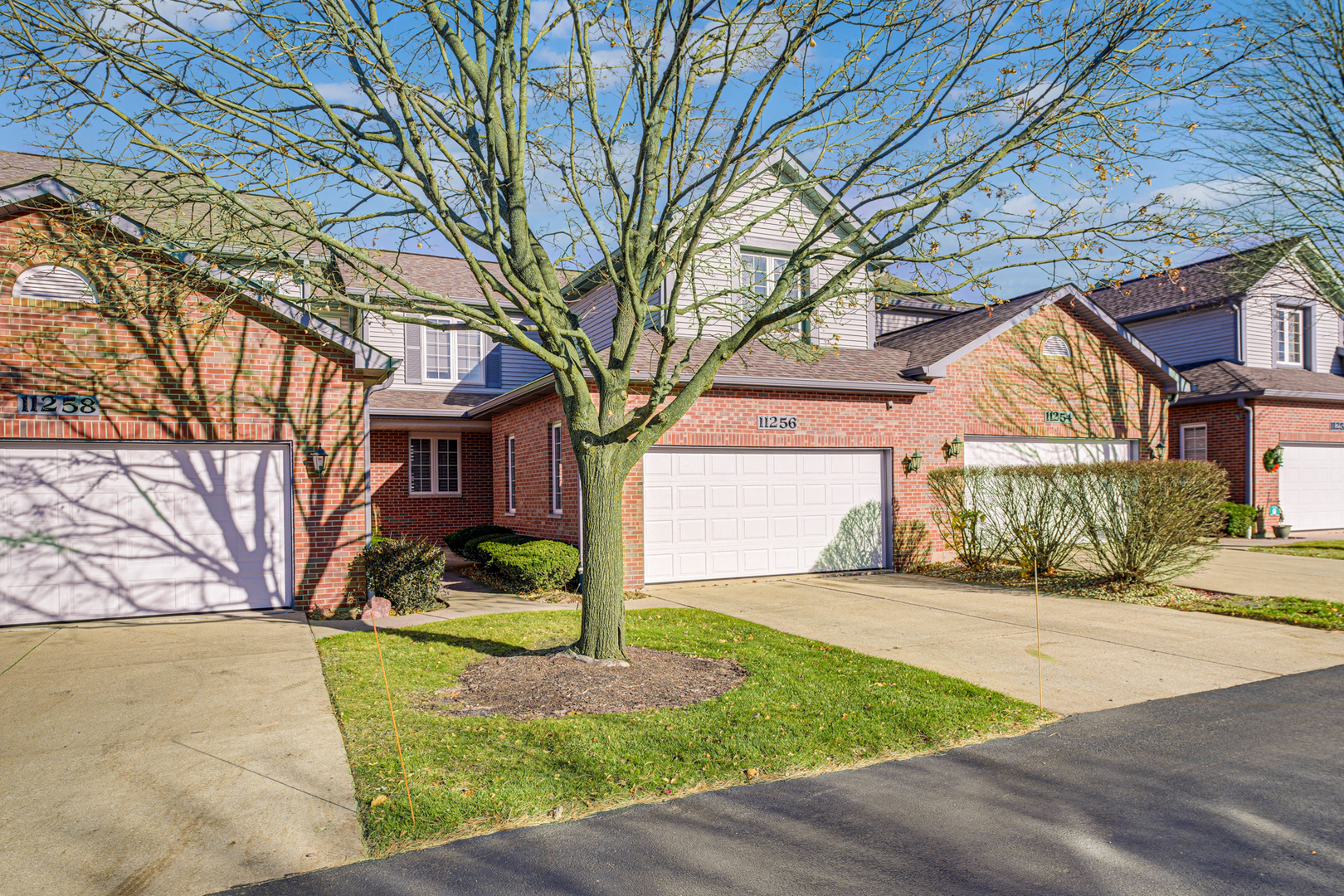 11256 Endicott Court, Orland Park, IL 60467