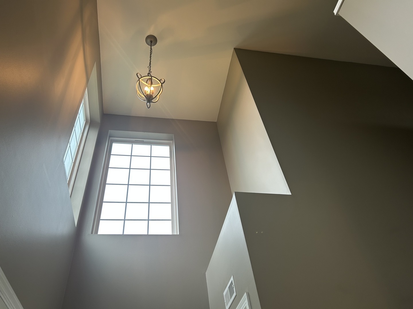 600 HAWLEY Drive, Oswego, IL 60543