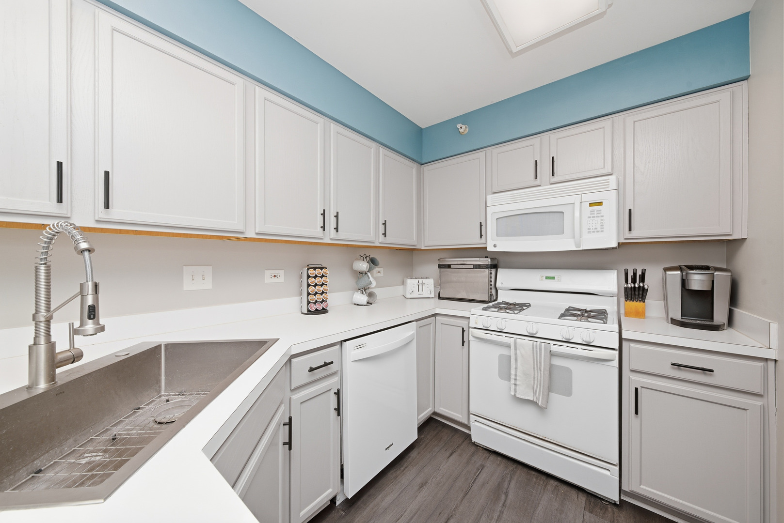 2413 Dickens Drive #0, Aurora, IL 60503