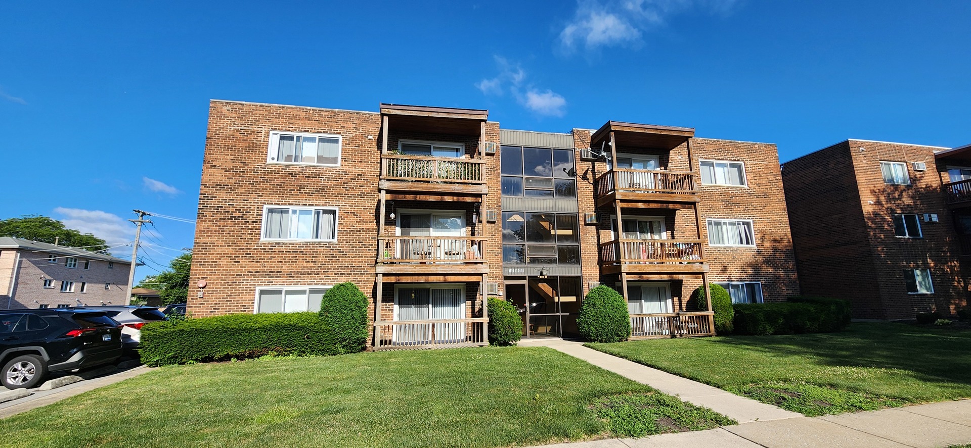 17544 71st Avenue #304, Tinley Park, IL 60477