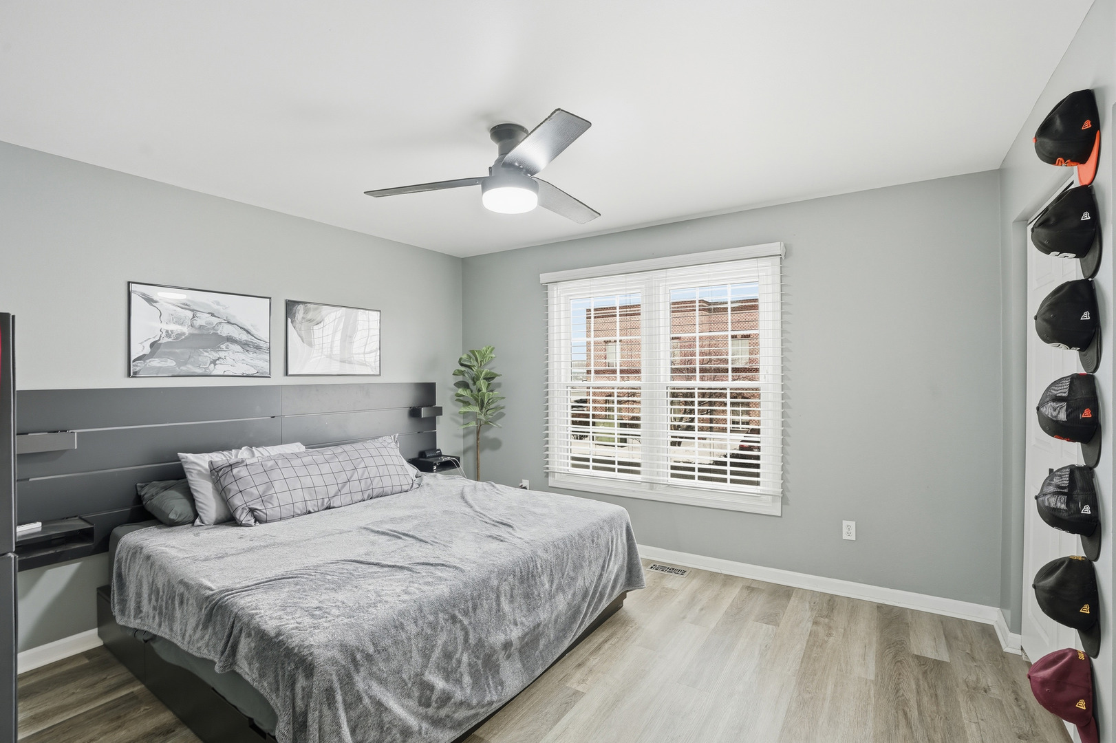 528 Briarwood Drive, Dyer, IN 46311