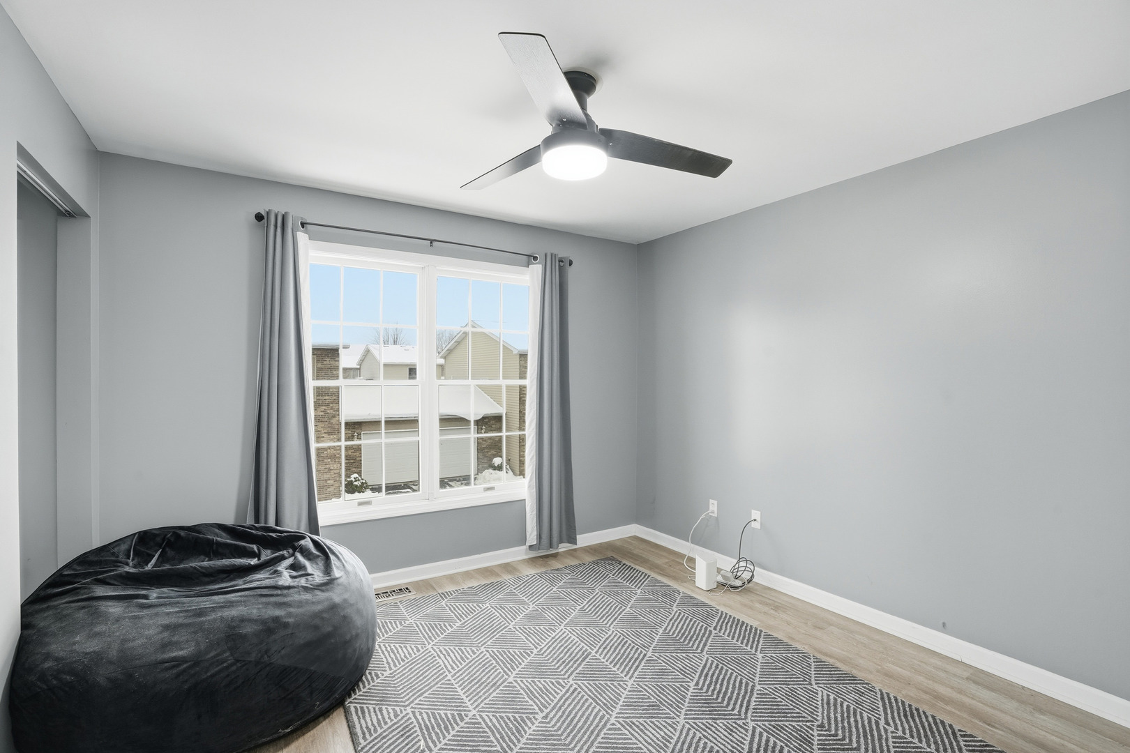 528 Briarwood Drive, Dyer, IN 46311