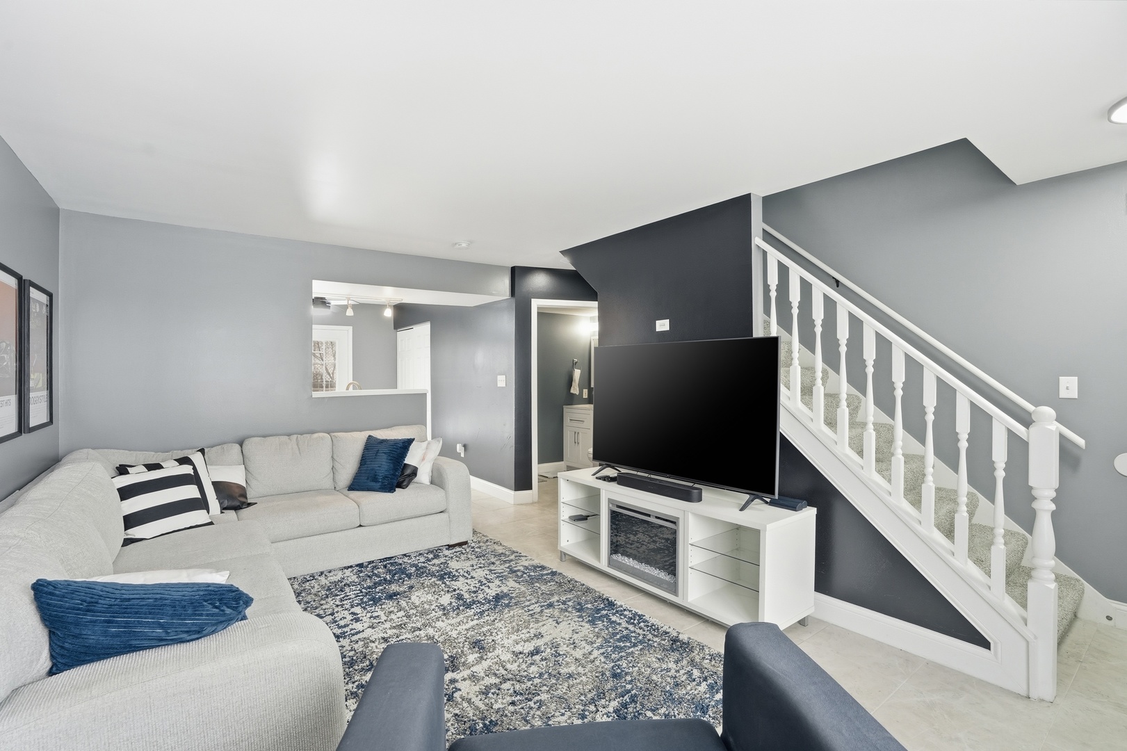 528 Briarwood Drive, Dyer, IN 46311