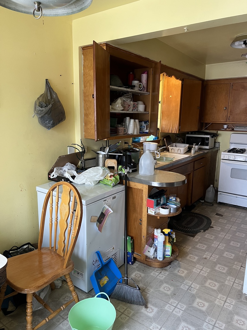 6106 W Lawrence Avenue, Chicago, IL 60630