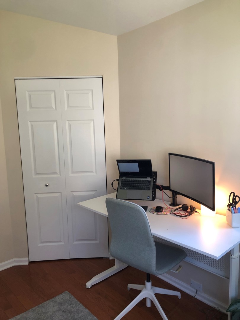 2911 Stockton Court, Naperville, IL 60564