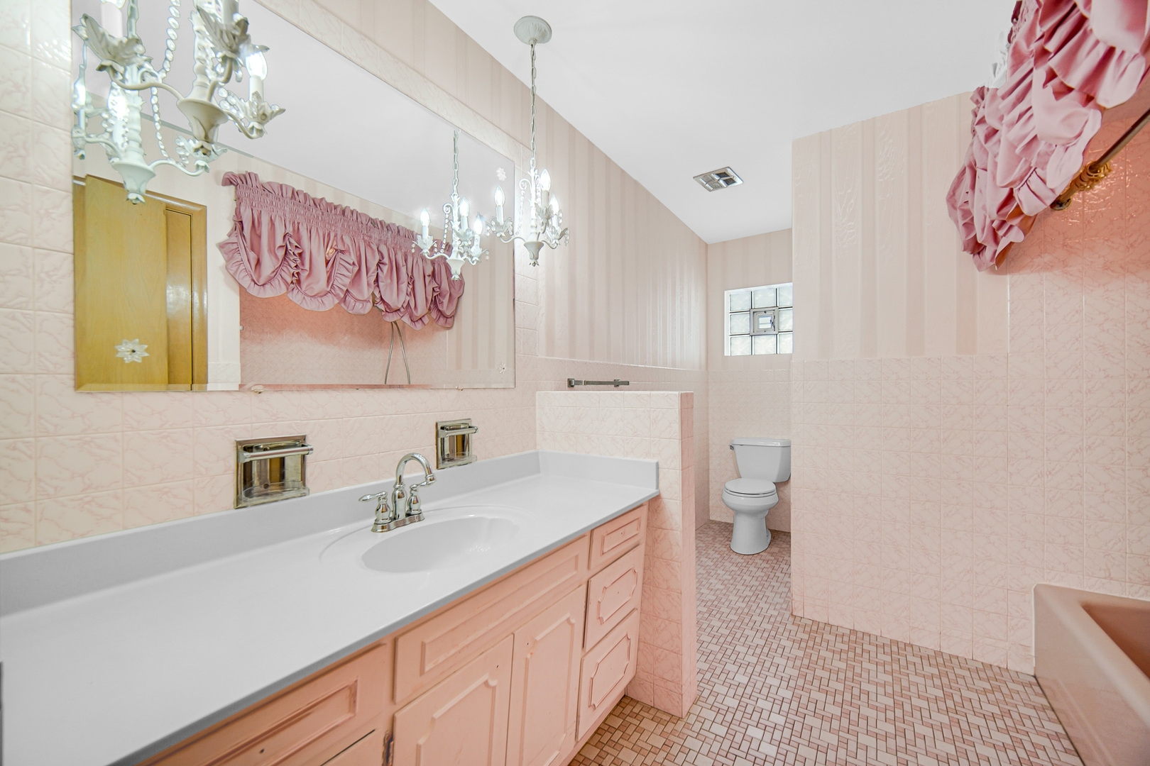 9620 S Keeler Avenue, Oak Lawn, IL 60453