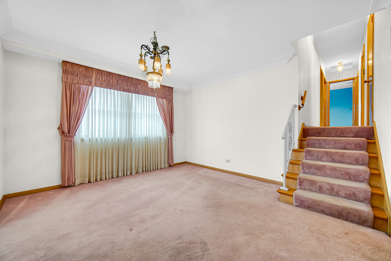 9620 S Keeler Avenue, Oak Lawn, IL 60453