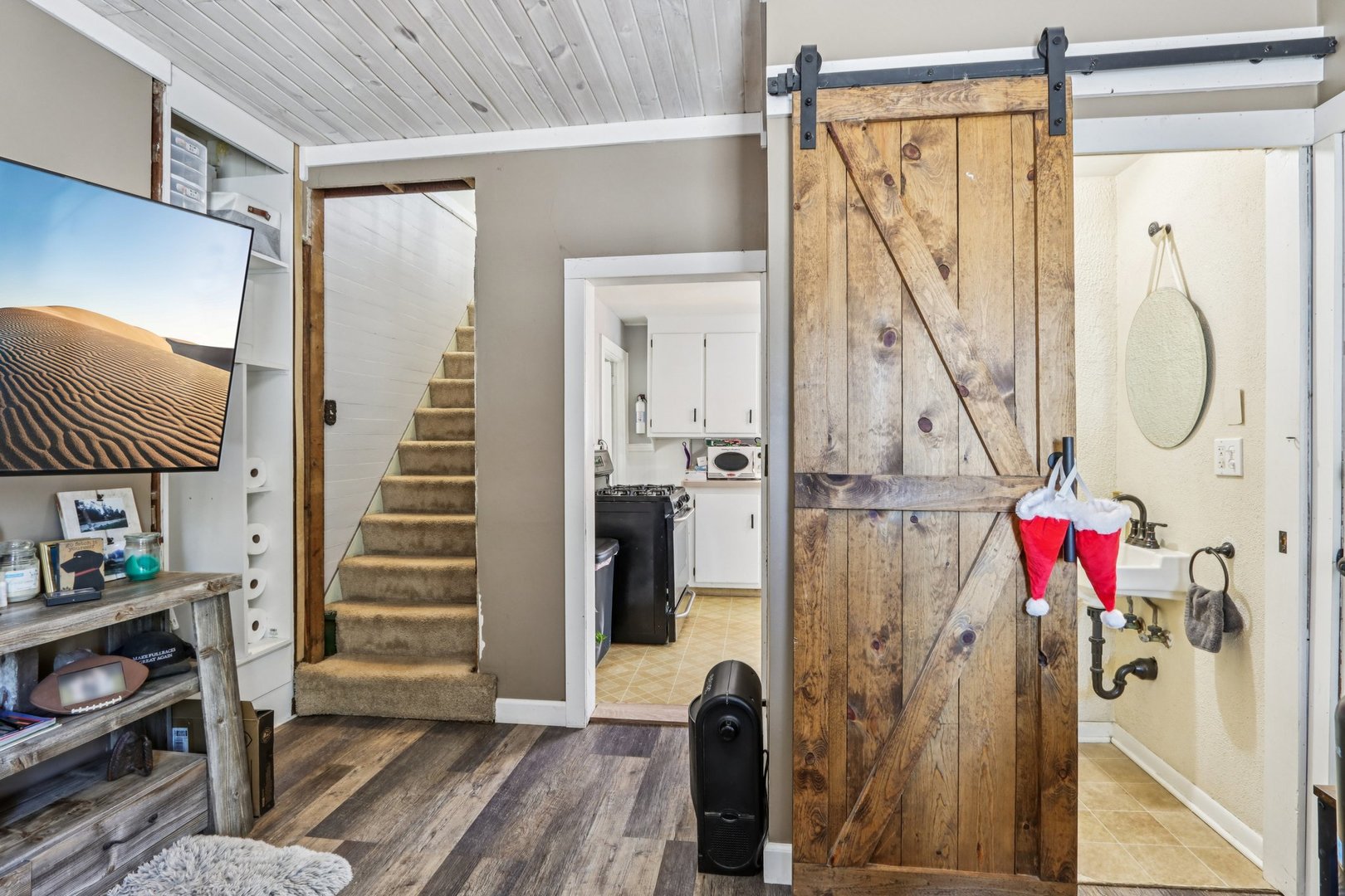 4101 Crestwood Street, McHenry, IL 60050