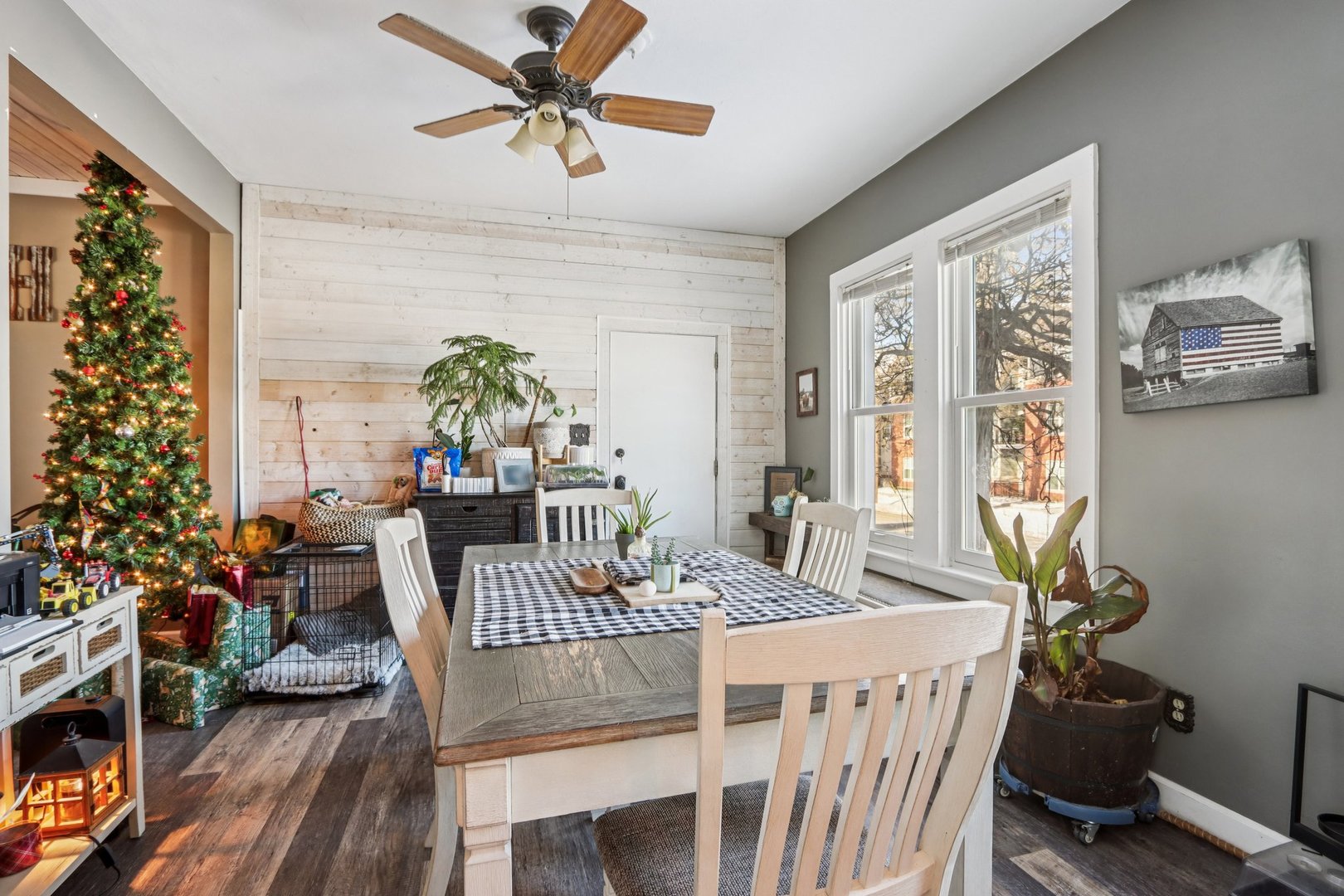 4101 Crestwood Street, McHenry, IL 60050