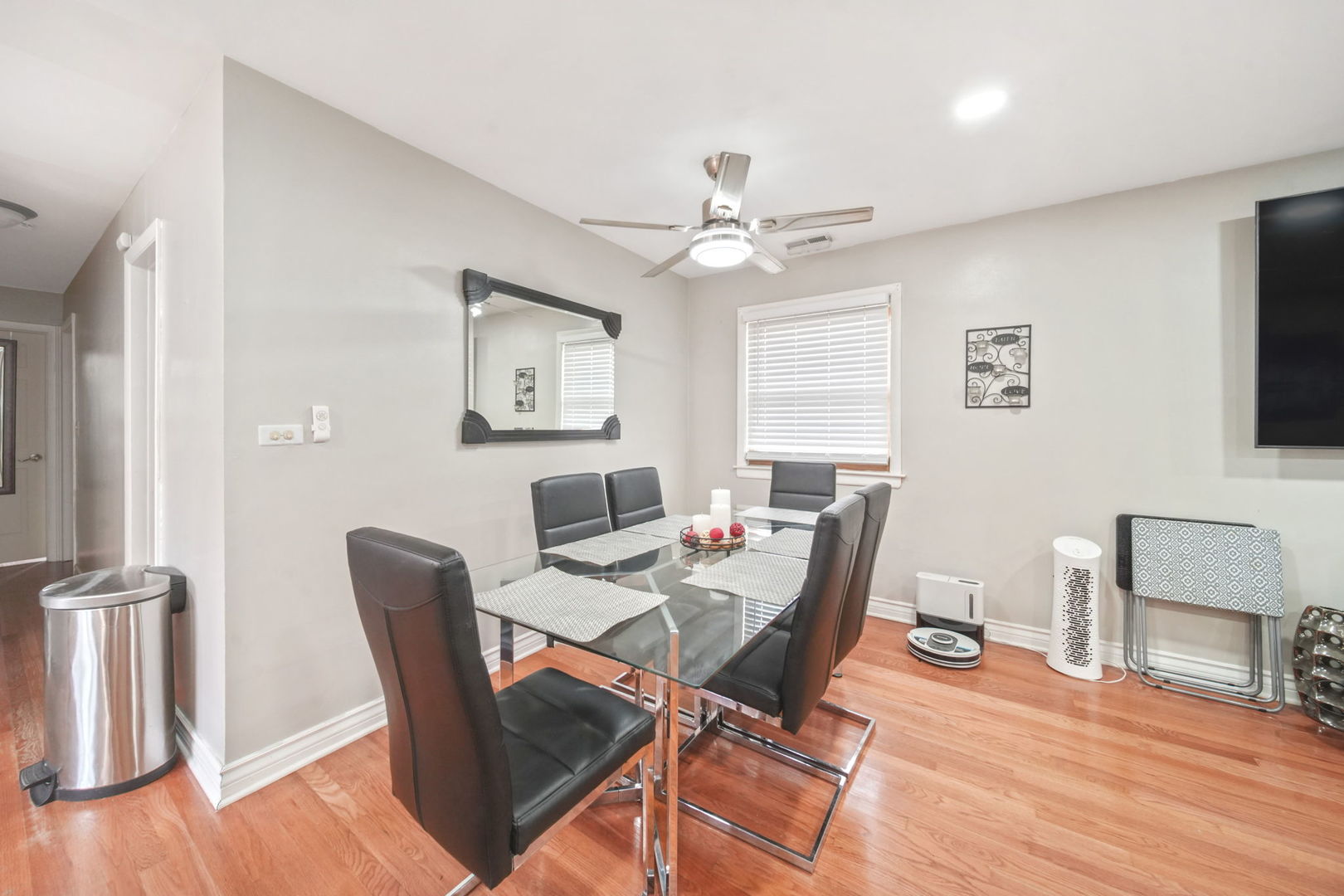 7235 Park Avenue, Summit, IL 60501