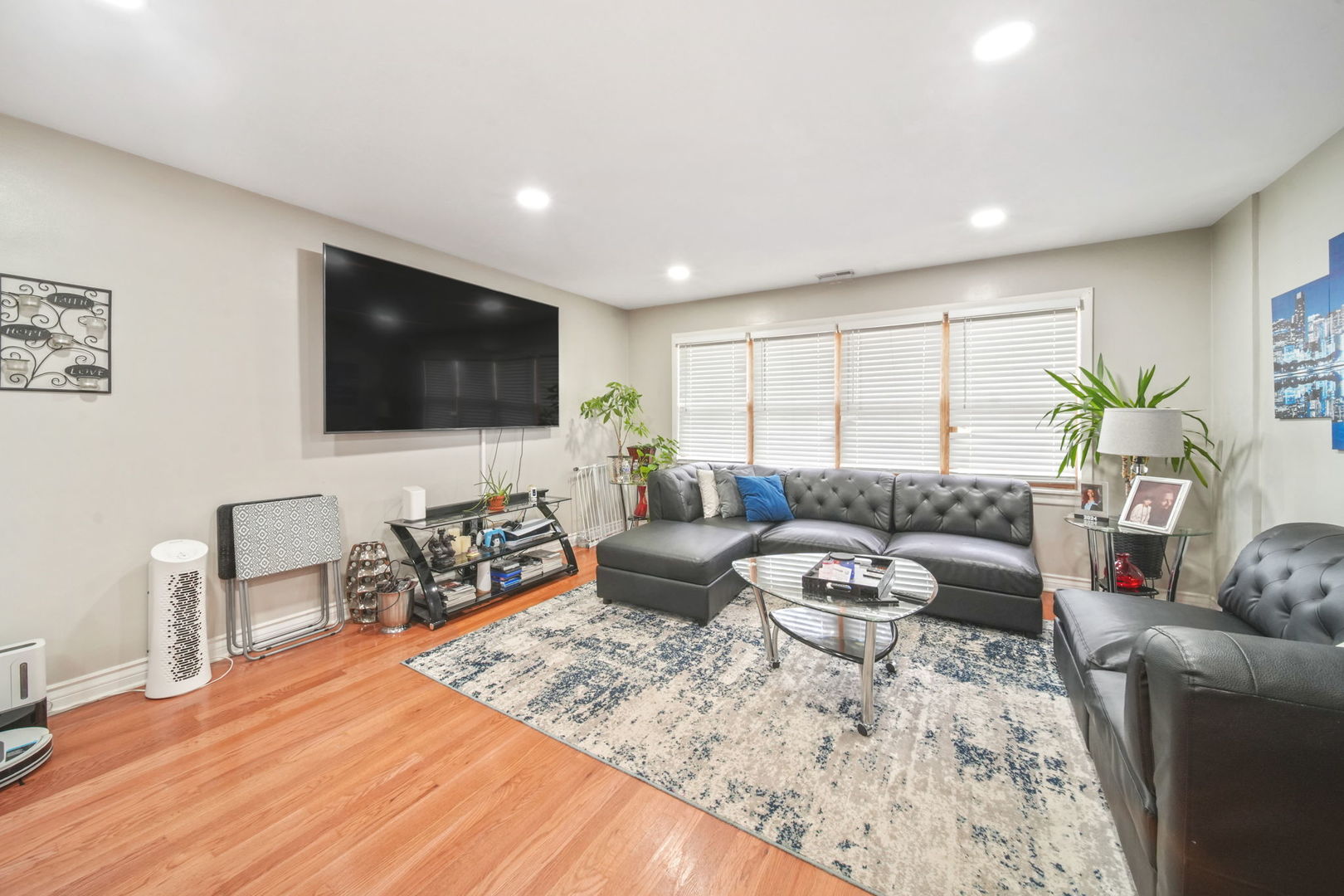 7235 Park Avenue, Summit, IL 60501