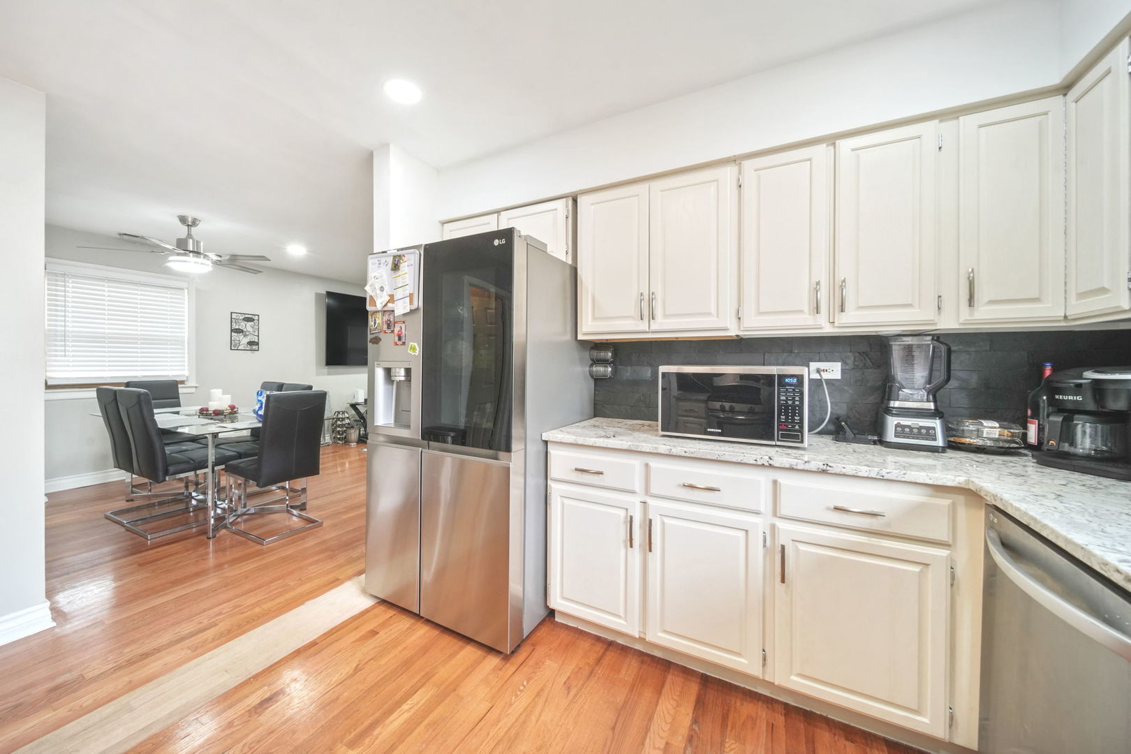 7235 Park Avenue, Summit, IL 60501